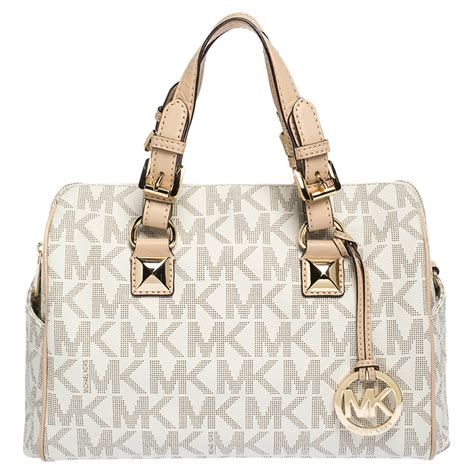 michael michael kors beige bag|Michael Kors bum bag.